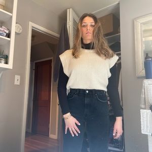 Meet your Posher, Rourke